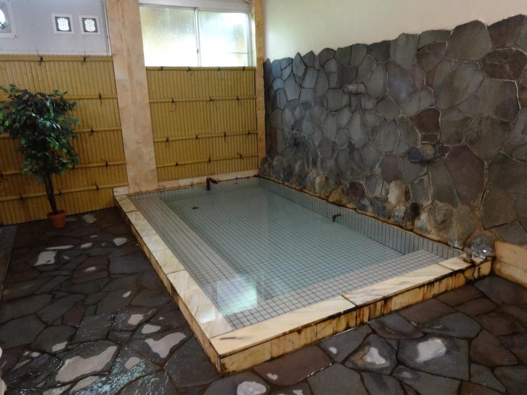 ホテル 猿ヶ京温泉 ル・ヴァンベール 湖郷 みなかみ町 エクステリア 写真