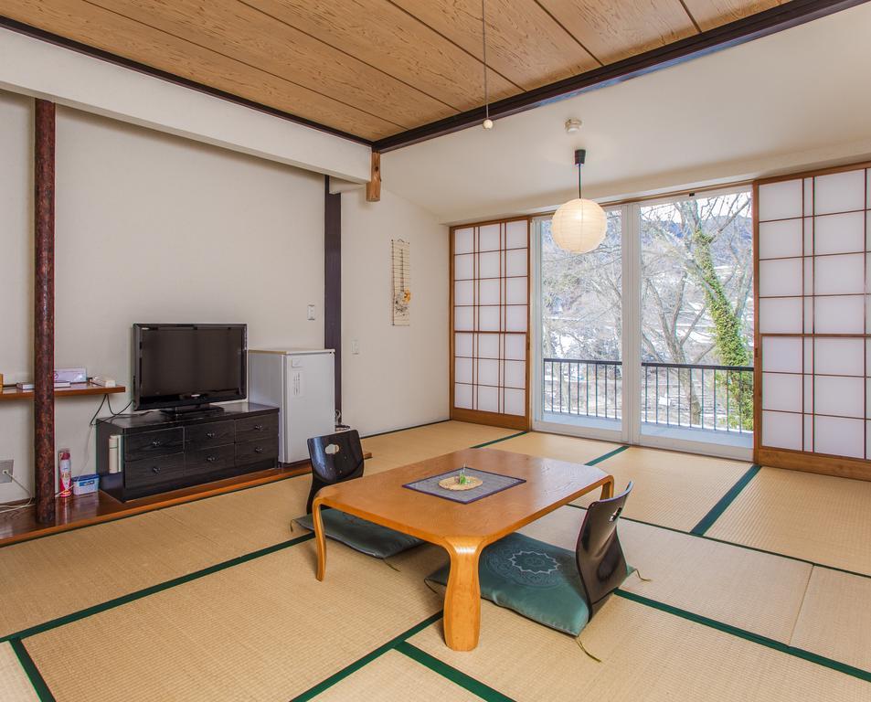 ホテル 猿ヶ京温泉 ル・ヴァンベール 湖郷 みなかみ町 部屋 写真